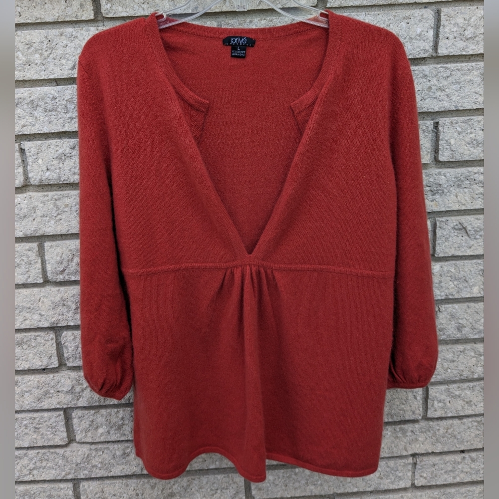 Prive' 100% CASHMERE Deep V Neck Sweater Pumpkin Orange Size Large Soft EUC
